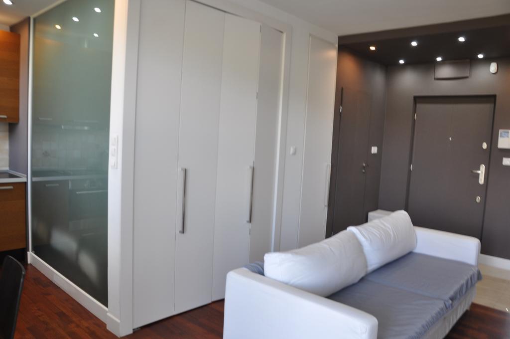 Apartament Mokotow Varsóvia Exterior foto